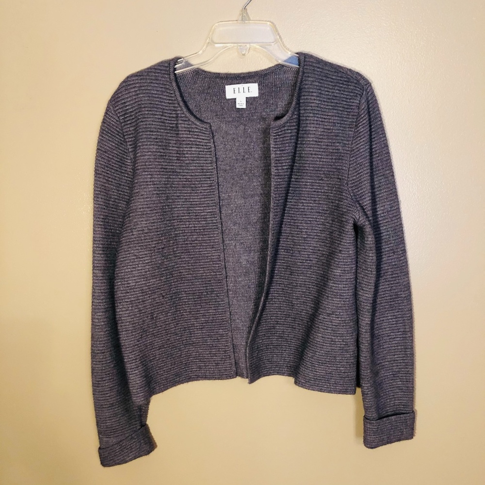 Elle Grey Sweater Size large